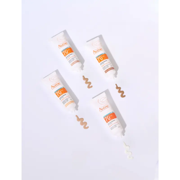 Proteção solar – Pele sensível Cleanance UV FPS 70 Tom 1 – Claro - Imagem 3